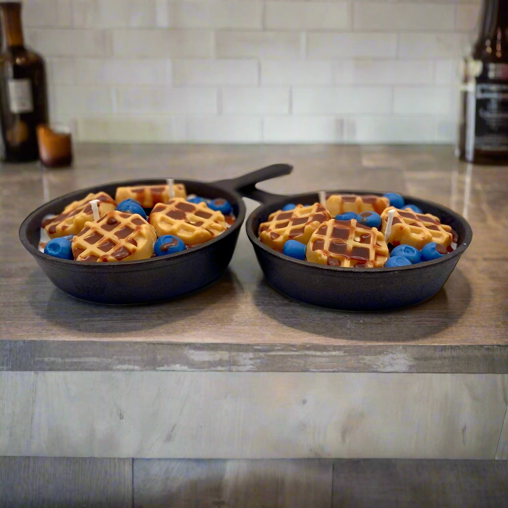 4oz Iron Skillet Candles - Cafe Delights